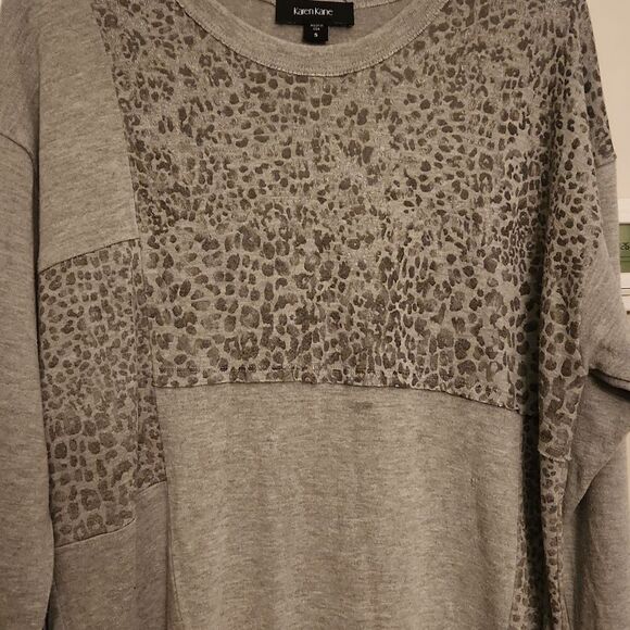 Karen Kane Gray Snow Leopard Patchwork Longsleeve Shirt Size S - Picture 3 of 9